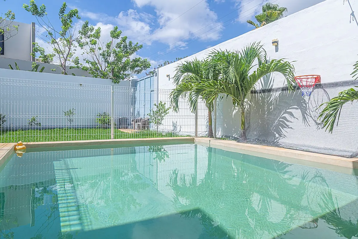 Private pool and garden at Casa Mila
